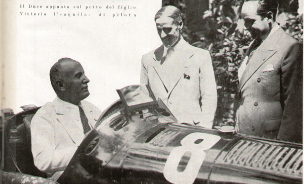 Il corpo dei totalitarismi. La narrazione iconica di Mussolini al ...